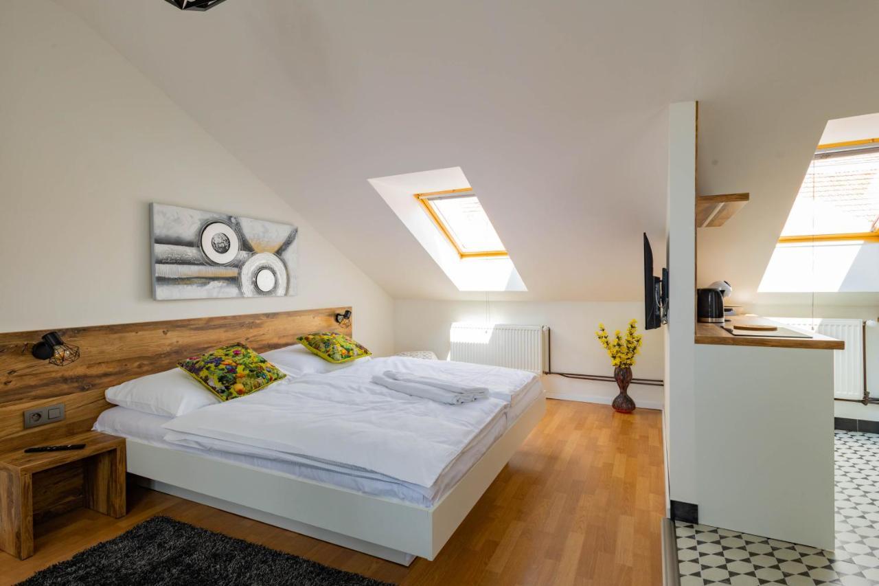 Highnest Apartments 브라티슬라바 외부 사진