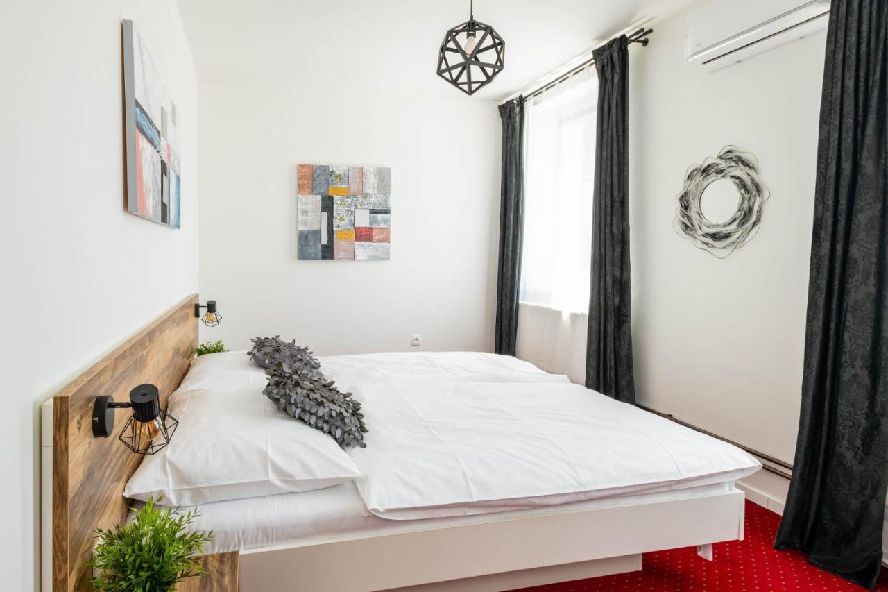 Highnest Apartments 브라티슬라바 외부 사진